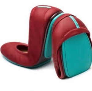 Tieks Cardinal Red Tieks Effortlessly versatile, Cardinal Red Tieks are both a m